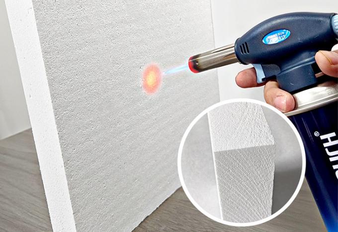 Papan Serat Keramik Refraktori 2000 derajat Papan Serat Mullite Polikristalin Untuk Bahan Isolasi Tungku Dan Tungku 0