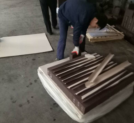 The Hot-Selling Dan Ukuran Disesuaikan Magnesit Chrome Refracotry Brick Untuk Tungku Kiln Kaca