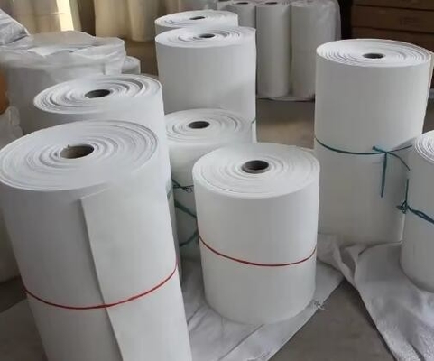 Isolasi termal 1260c 1400c Refractory Sealing Strip Keramik Serat Kertas 3mm