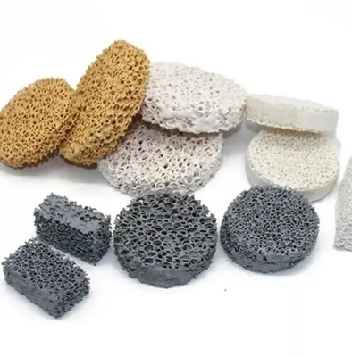 Filter busa keramik alumina tahan api berlubang tinggi Filter keramik sirkonium untuk pengecoran