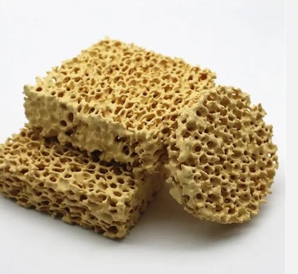 Filter busa keramik alumina tahan api berlubang tinggi Filter keramik sirkonium untuk pengecoran