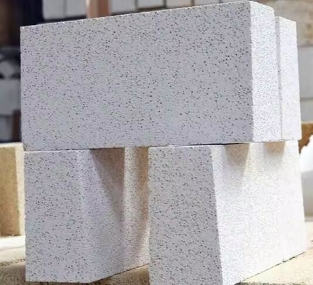 Berbagai Bentuk Batu bata Mullite Suhu Tinggi Berat Ringan Batu bata Mullite Isolasi Termal Untuk Industri Tungku