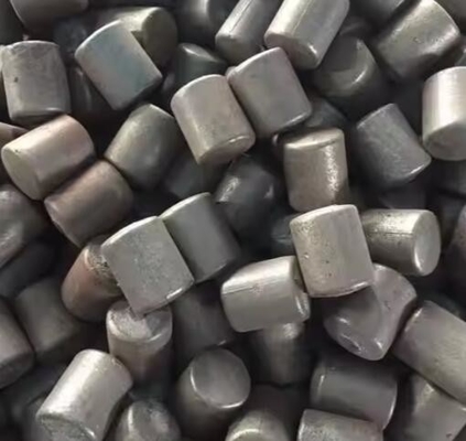 Media penggilingan bola pabrik Chrome tinggi Bola baja Chrome dengan kandungan Fe2O3 0,5-1,5% dan kekuatan kompresi 50-100 MPa