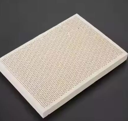 Tinggi Kekuatan 50-200 mm Cordierite Porous Infrared Honeycomb Keramik Plat Untuk Burner Thermal Shock Resistance
