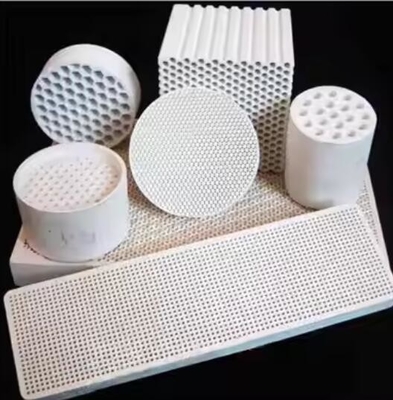 Tinggi Kekuatan 50-200 mm Cordierite Porous Infrared Honeycomb Keramik Plat Untuk Burner Thermal Shock Resistance