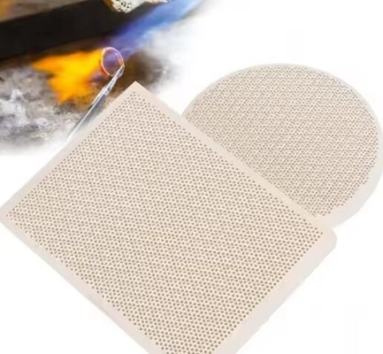 Tinggi Kekuatan 50-200 mm Cordierite Porous Infrared Honeycomb Keramik Plat Untuk Burner Thermal Shock Resistance