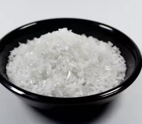 Ketahanan Kelembaban Tinggi Alumina Putih Tembaga Refractory 99% Al2O3 Oksida Aluminium Korundum Putih