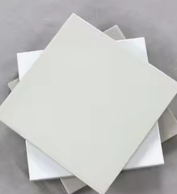 Zirconia Al2O3 Keramik Lempeng Persegi Tungku Suhu Tinggi Aplikasi Industri Pemotongan Khusus Pengolahan Pengelompokan RongSheng