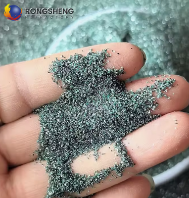 Tinggi kemurnian RONGSHENG Hijau Silikon Karbida Powder Abrasive Grit 240# 360# F1200 Tinggi Kekuatan 1900 Keramik Refractory