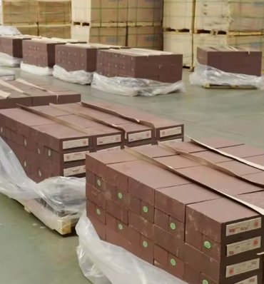 Rongsheng High Temp Magnesium Bricks 92 95 MGO Magnesite Bricks Penyimpanan Panas Refractory Magnesia Brick 230x114x65mm