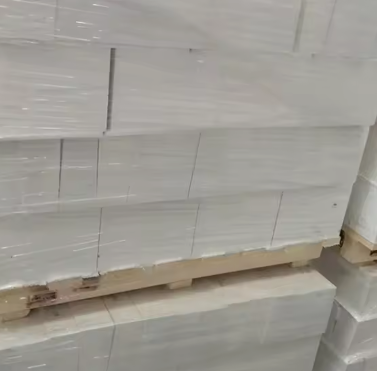Alumina Tinggi Murni Corundum Mullite Brick Suhu Tinggi Tungku Tungku Corundum Mullite Brick Refractory