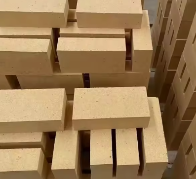 Rongsheng Bata Aluminium Suhu Tinggi Tahan Api Termal Tahan Guncangan Batu Bata Api Alumina Silikat Untuk Tungku Ledakan