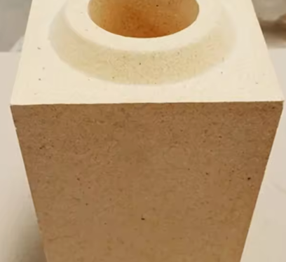 Pasokan Pabrik Bata Pelari Cor Mullite Alumina Fireclay Bata Tahan Api Bulat Nozel Cor Corong Untuk Baja Cor